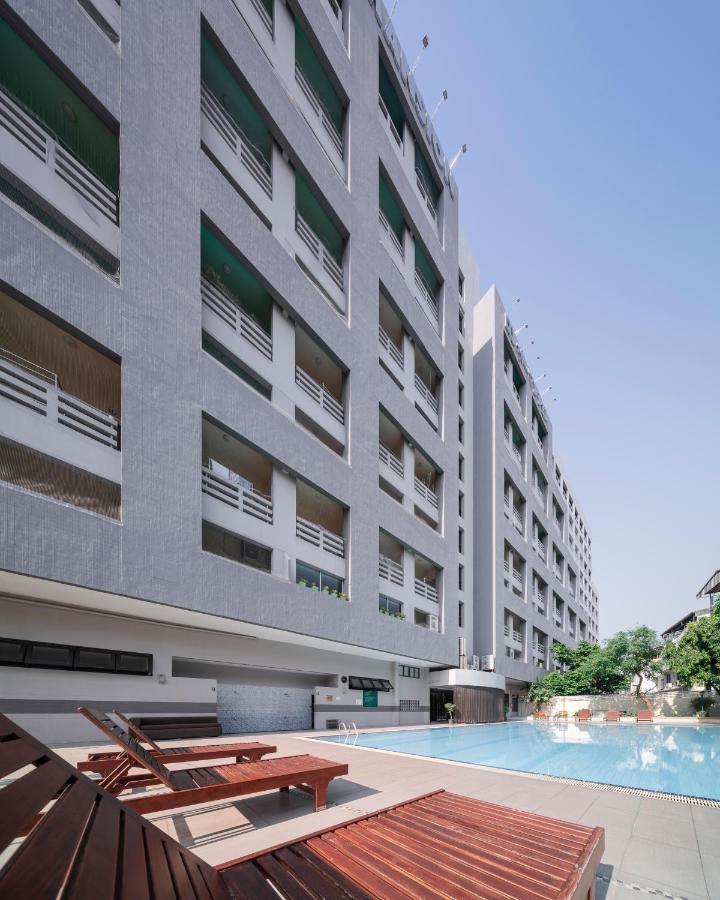 At 115 Hotel By Rompo Bangkok Exterior photo